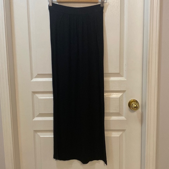 H&M maxi skirt - Picture 1 of 2